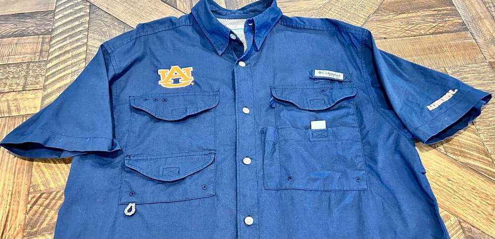 Columbia Auburn Tigers PFG Button Up Shirt Small Blue Short Sleeve